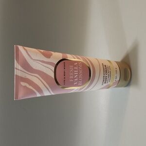 Fresh Vanilla Blossoms Body Cream by Bath & Body Works